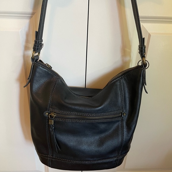 Cute leather Sak purse - Picture 2 of 6